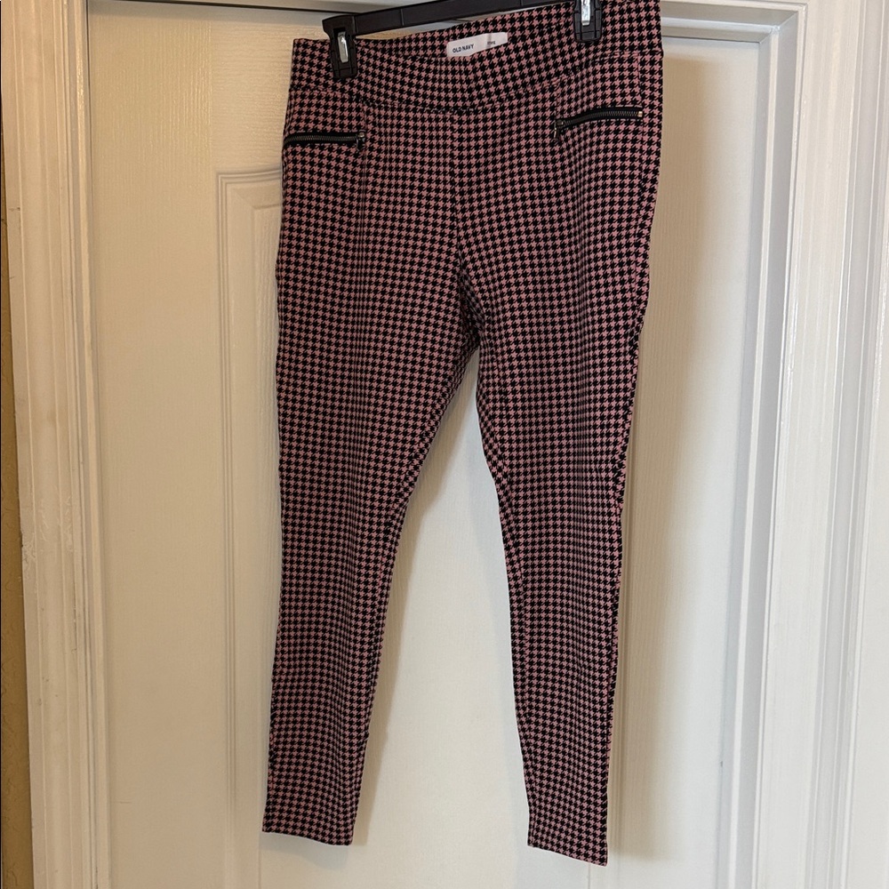 Old Navy Houndstooth Leggings - Pink and Black